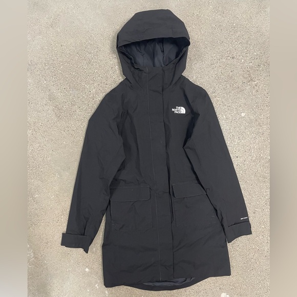 EUC The North Face City Breeze waterproof rain jacket with drop-tail hem, Small - Picture 1 of 16